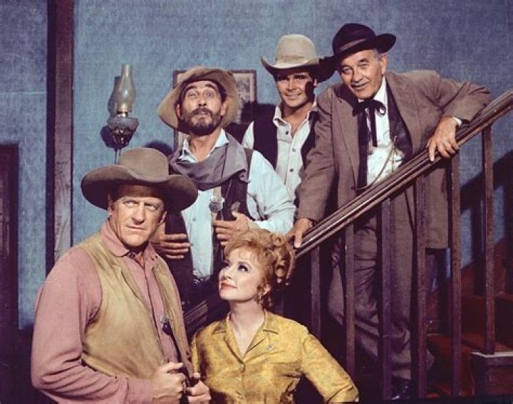 Are there any Gunsmoke actors still alive?