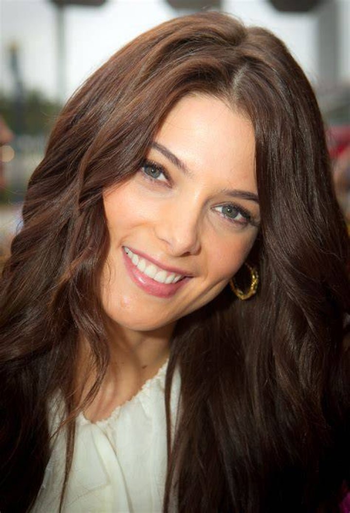 Ashley Greene 