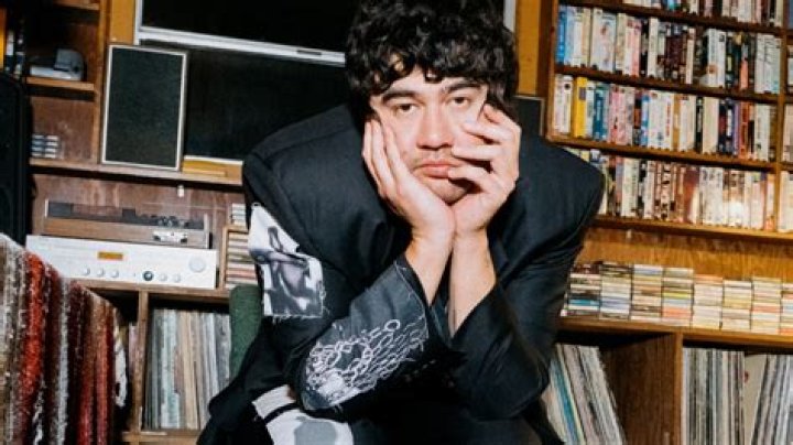 Calum Hood Calum Hood
