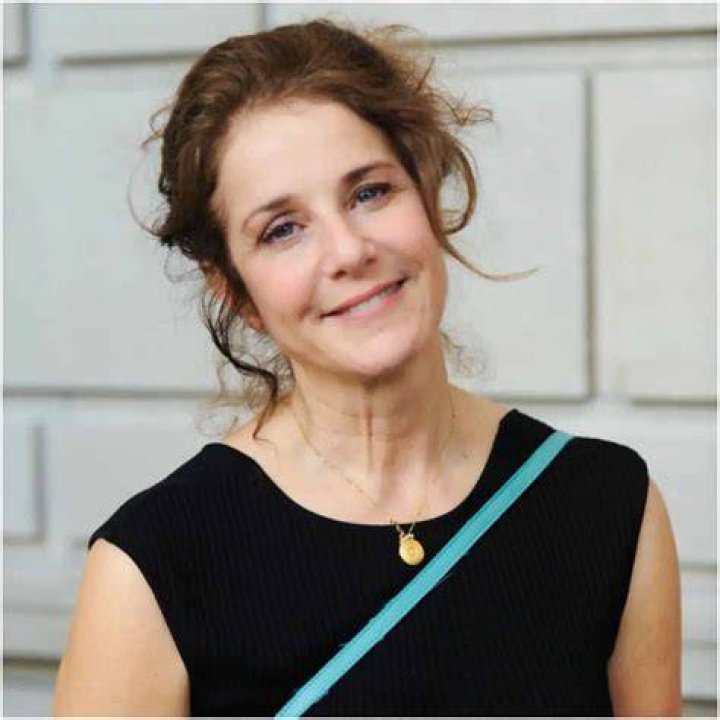 Debra Winger Net Worth