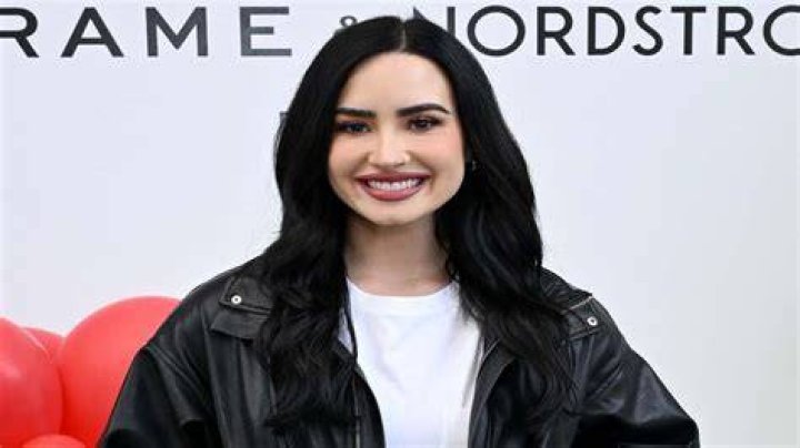 Demi Lovato Biography