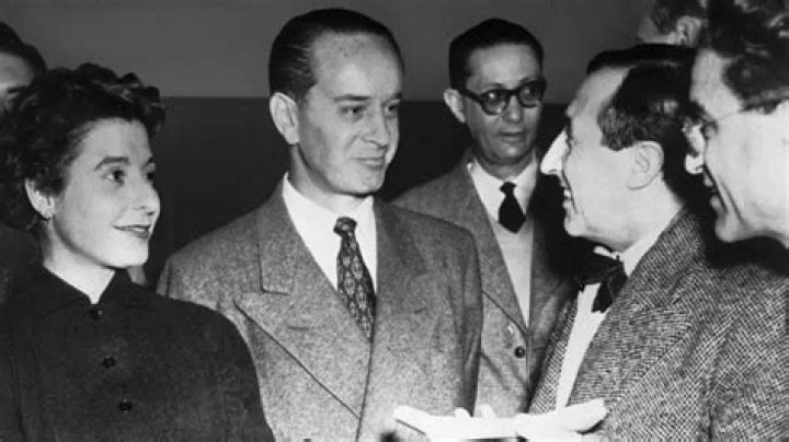 Jacobo &Aacute;rbenz