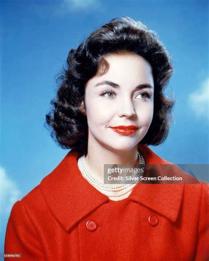 Jennifer Jones Jennifer Jones