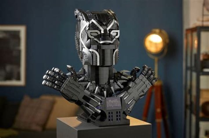 Lego Black Panther Bust