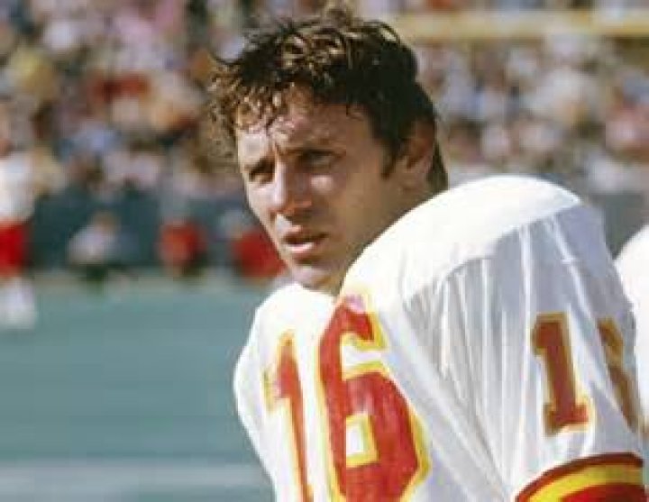 Len Dawson house: Where did Len Dawson live? 1 Len Dawson