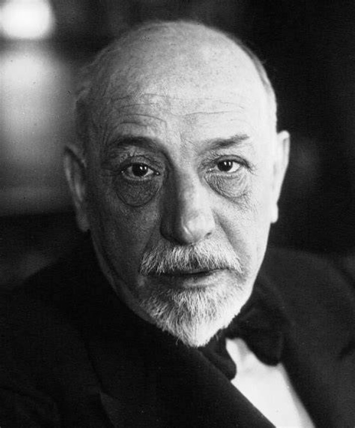 Luigi Pirandello Luigi Pirandello