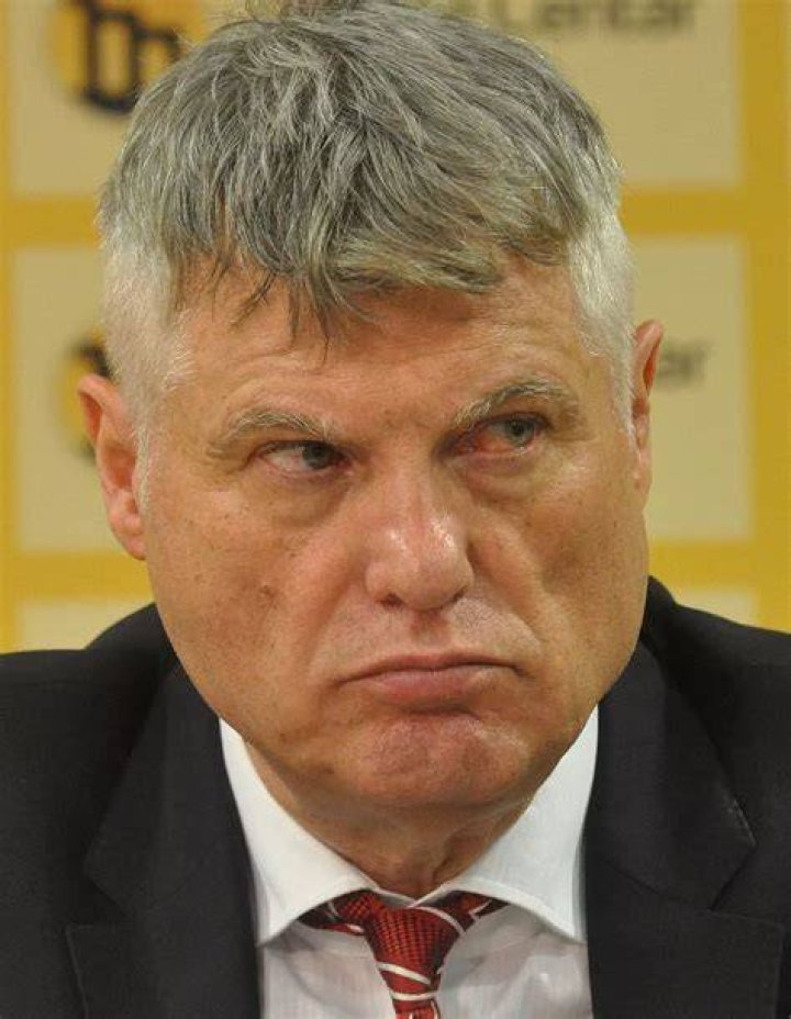Miroslav Lazanski Miroslav Lazanski