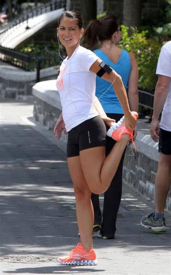 Olivia Munn Workout Routine