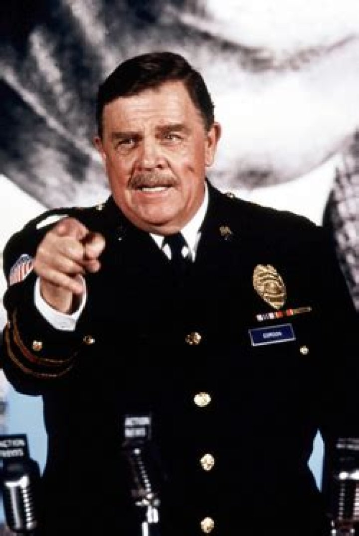 Pat Hingle Pat Hingle