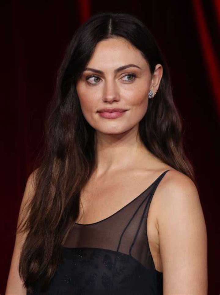 Phoebe Tonkin