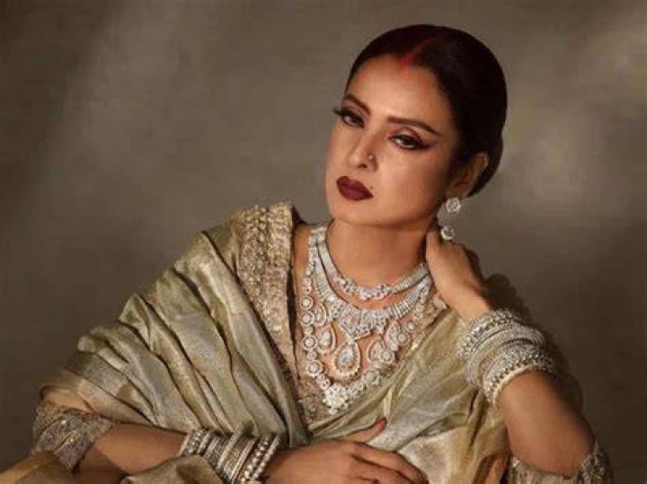 Rekha Rekha