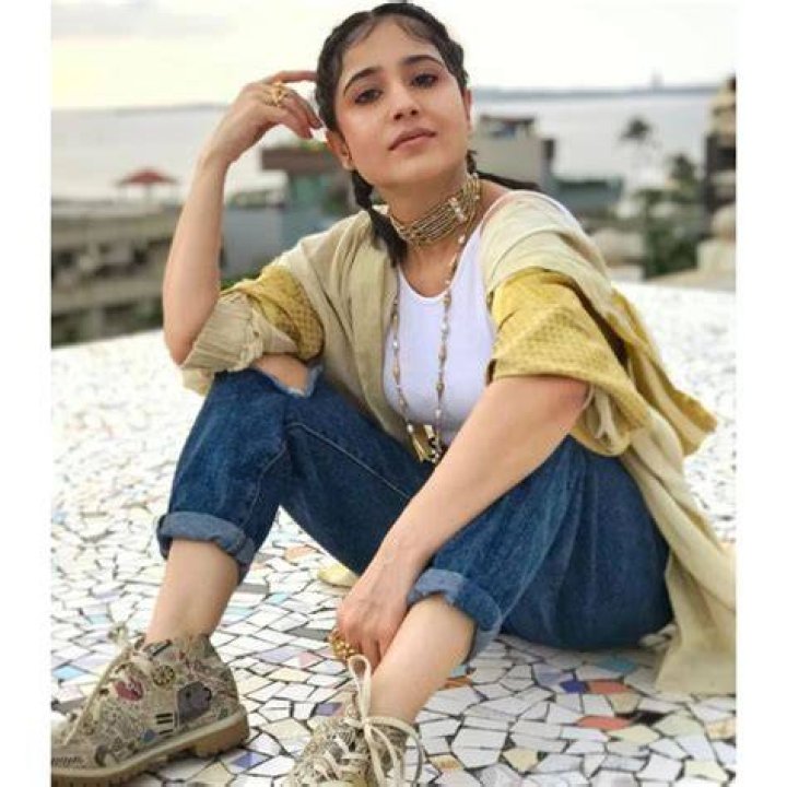 Shweta Tripathi Net Worth