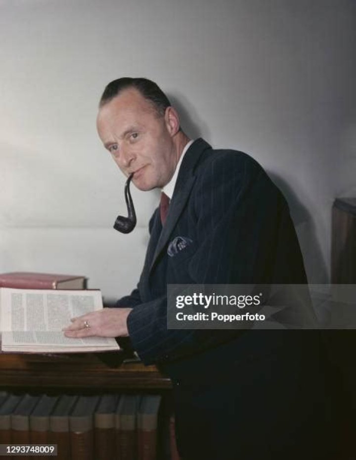 Vincent Tewson Vincent Tewson