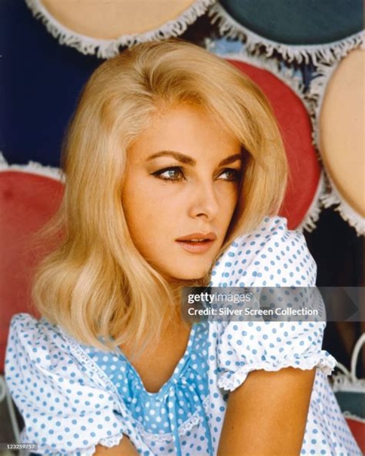 Virna Lisi Virna Lisi