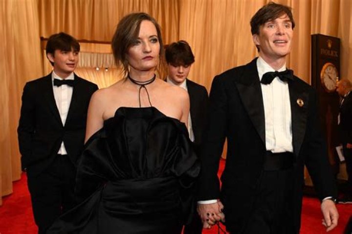 Cillian Murphy siblings: Páidi Murphy, Sile Murphy, Orla Murphy 1 What ethnicity is Cillian Murphy What nationality is Cillian Murphy