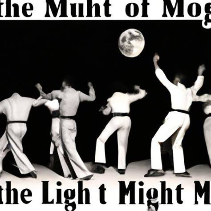 Who originally sang dancing in the street?